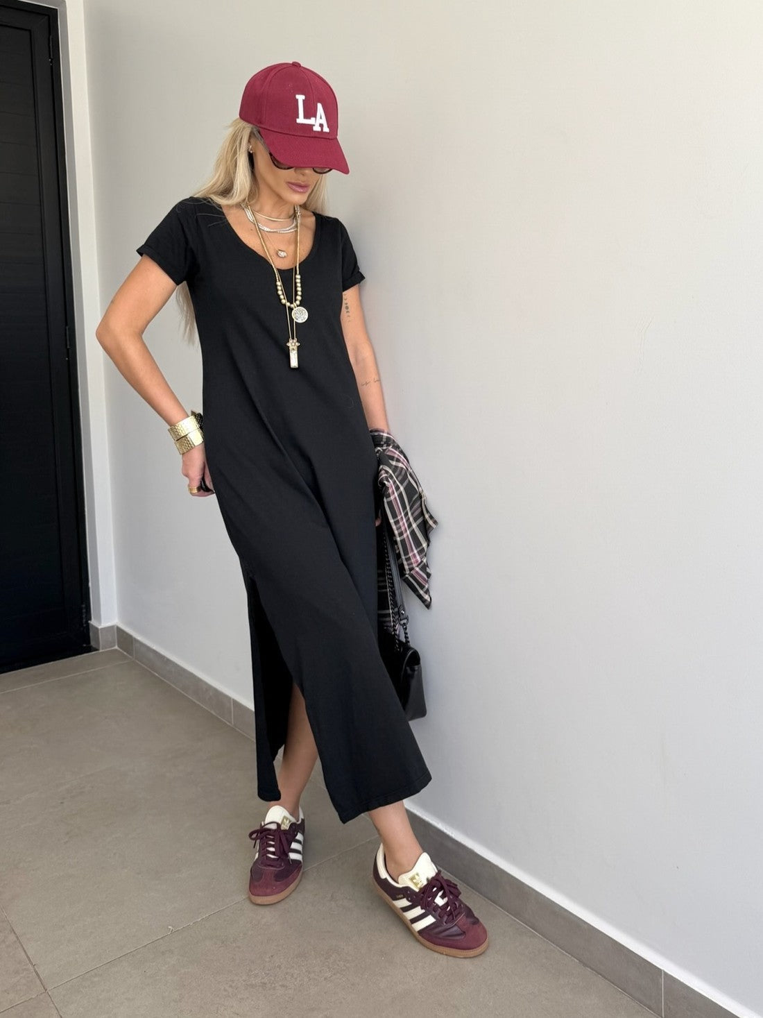 Vestido Midi V Manga Curta Preto
